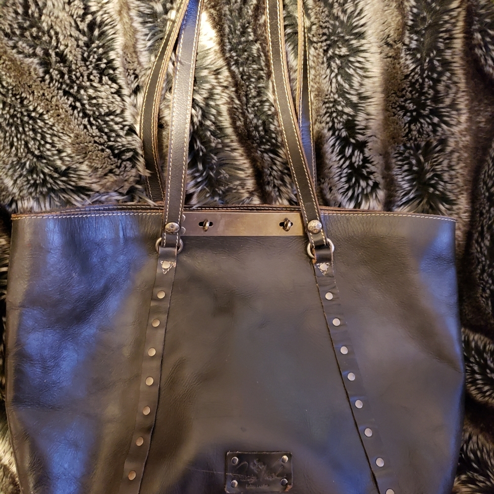 Patricia nash large shoulder bag